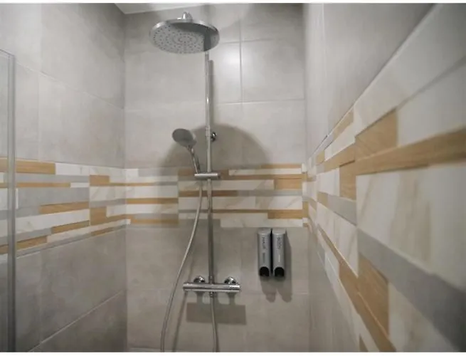 #l'estere Wifi-netflix-clim Eauze